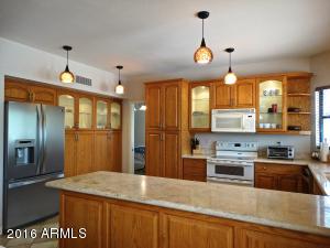 1048 S Cape Ct, Gilbert, AZ 85233 photo 3