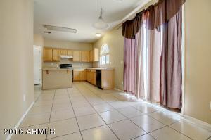 7007 S 38th Dr, Phoenix, AZ 85041 photo 4