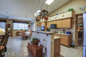 683 S Roanoke St, Gilbert, AZ 85296 photo 4