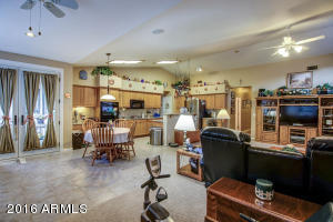 683 S Roanoke St, Gilbert, AZ 85296 photo 7