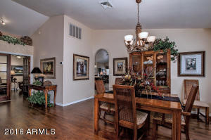 1718 Enrose St, Mesa, AZ 85203 photo 2