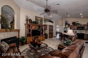 1718 Enrose St, Mesa, AZ 85203 photo 8