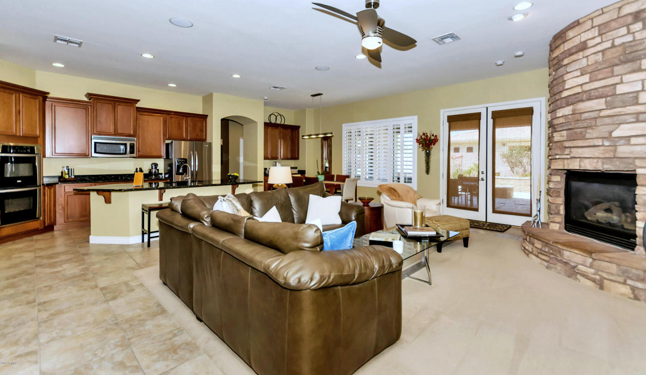 2020 W Spur Dr, Phoenix, AZ 85085 photo 7