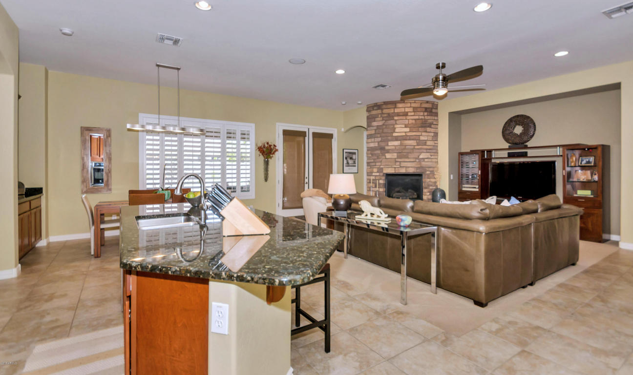 2020 W Spur Dr, Phoenix, AZ 85085 photo 12