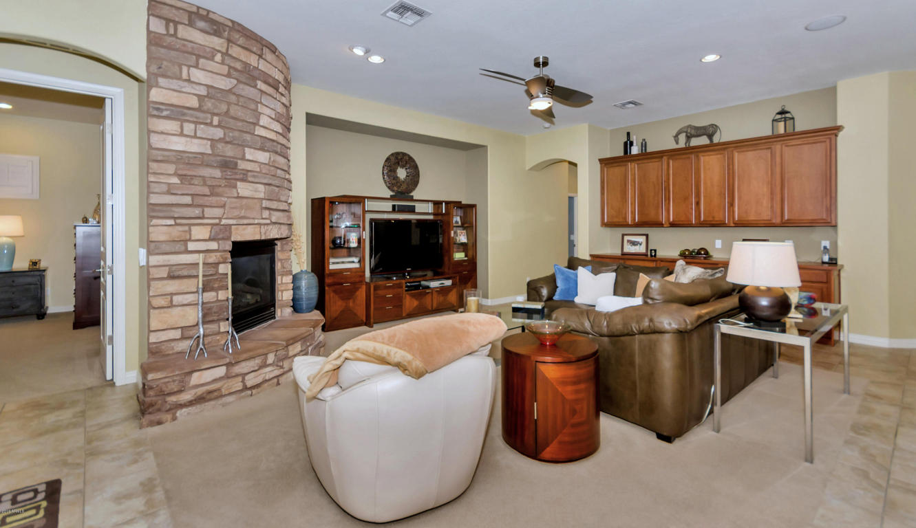2020 W Spur Dr, Phoenix, AZ 85085 photo 9
