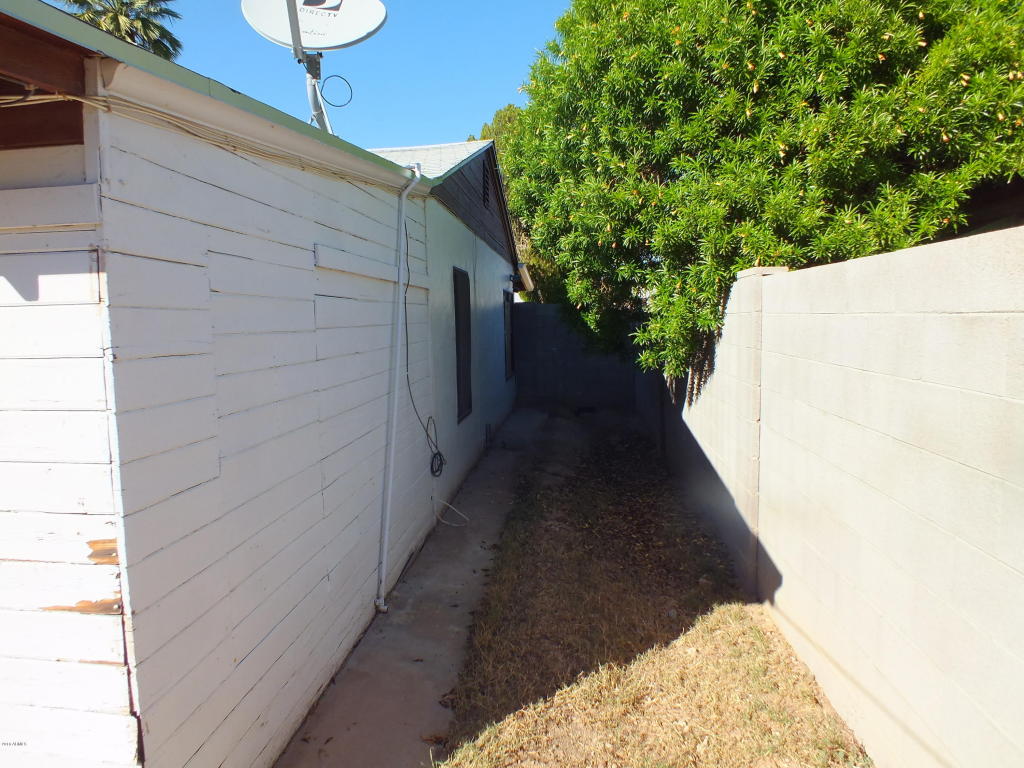 1221 E Meadowbrook Ave, Phoenix, AZ 85014 photo 21