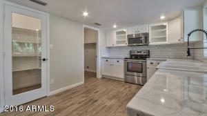 1964 Ellis Dr, Tempe, AZ 85282 photo 11