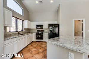 522 S Burk St, Gilbert, AZ 85296 photo 10