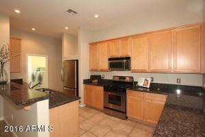 3158 S Seton Ave, Gilbert, AZ 85295 photo 9