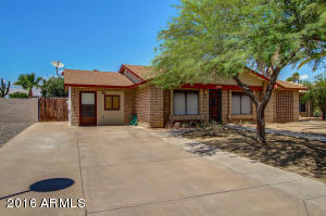 3608 E Danbury Rd, Phoenix, AZ 85032 photo 1