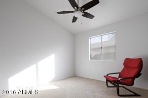 4240 E Siesta Ln, Phoenix, AZ 85050 photo 9