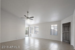 4240 E Siesta Ln, Phoenix, AZ 85050 photo 3