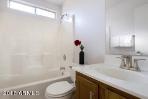 4240 E Siesta Ln, Phoenix, AZ 85050 photo 10