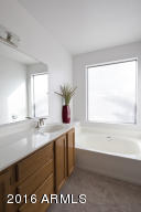 4240 E Siesta Ln, Phoenix, AZ 85050 photo 7