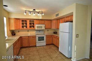 2000 S Bahama Dr, Gilbert, AZ 85295 photo 2