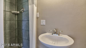 702 W Solano Dr, Phoenix, AZ 85013 photo 17