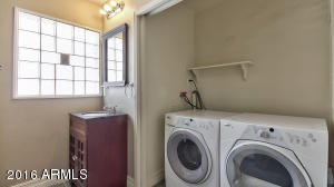 702 W Solano Dr, Phoenix, AZ 85013 photo 14