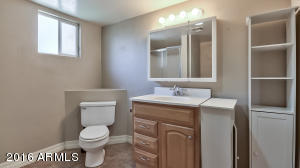 702 W Solano Dr, Phoenix, AZ 85013 photo 29