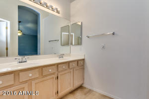 1035 W Olive Ave, Gilbert, AZ 85233 photo 14