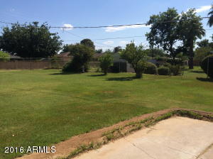 4331 E Wilshire Dr, Phoenix, AZ 85008 photo 8