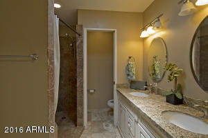 3232 E Hazelwood St, Phoenix, AZ 85018 photo 16