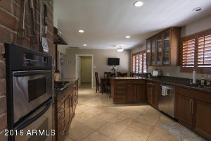 3232 E Hazelwood St, Phoenix, AZ 85018 photo 5