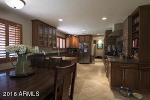 3232 E Hazelwood St, Phoenix, AZ 85018 photo 4