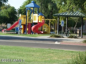 1454 E Sonrisas St, Phoenix, AZ 85040 photo 14