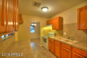 1822 E Pecan Rd, Phoenix, AZ 85040 photo 6