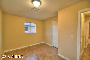 1822 E Pecan Rd, Phoenix, AZ 85040 photo 8