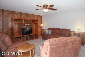 2725 W Evans Dr, Phoenix, AZ 85053 photo 4