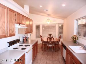 426 S Saddle St, Gilbert, AZ 85233 photo 8