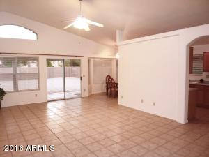 426 S Saddle St, Gilbert, AZ 85233 photo 4