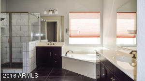 2910 E Iris Dr, Chandler, AZ 85286 photo 18