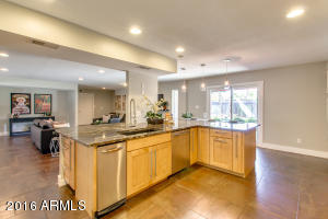 3319 E Hatcher Rd, Phoenix, AZ 85028 photo 6