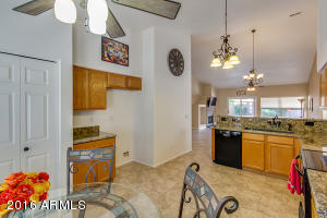 528 E Jasper Dr, Gilbert, AZ 85296 photo 8