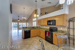 528 E Jasper Dr, Gilbert, AZ 85296 photo 9
