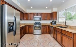 7330 E Indigo St, Mesa, AZ 85207 photo 3