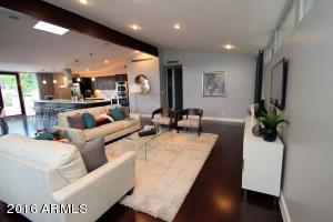 3301 E Orange Dr, Phoenix, AZ 85018 photo 1