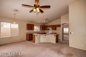 2470 E Orchid Ln, Gilbert, AZ 85296 photo 3