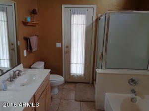 3941 E Douglas Loop, Gilbert, AZ 85234 photo 10