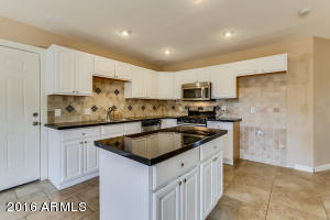 1915 W Utopia Rd, Phoenix, AZ 85027 photo 4