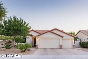 2524 Estrella St, Gilbert, AZ 85296 photo 1