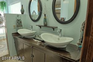 1023 E Derby Dr, Tempe, AZ 85284 photo 7