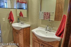 1023 E Derby Dr, Tempe, AZ 85284 photo 13