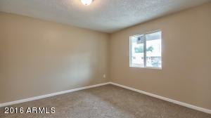 6825 N 30th Dr, Phoenix, AZ 85017 photo 11