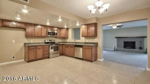 6825 N 30th Dr, Phoenix, AZ 85017 photo 3