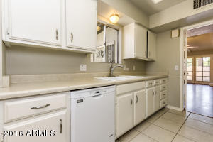 4326 N 29th Pl, Phoenix, AZ 85016 photo 8