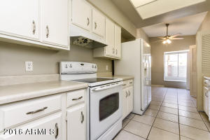 4326 N 29th Pl, Phoenix, AZ 85016 photo 7