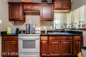 1825 E Oak St, Phoenix, AZ 85006 photo 9